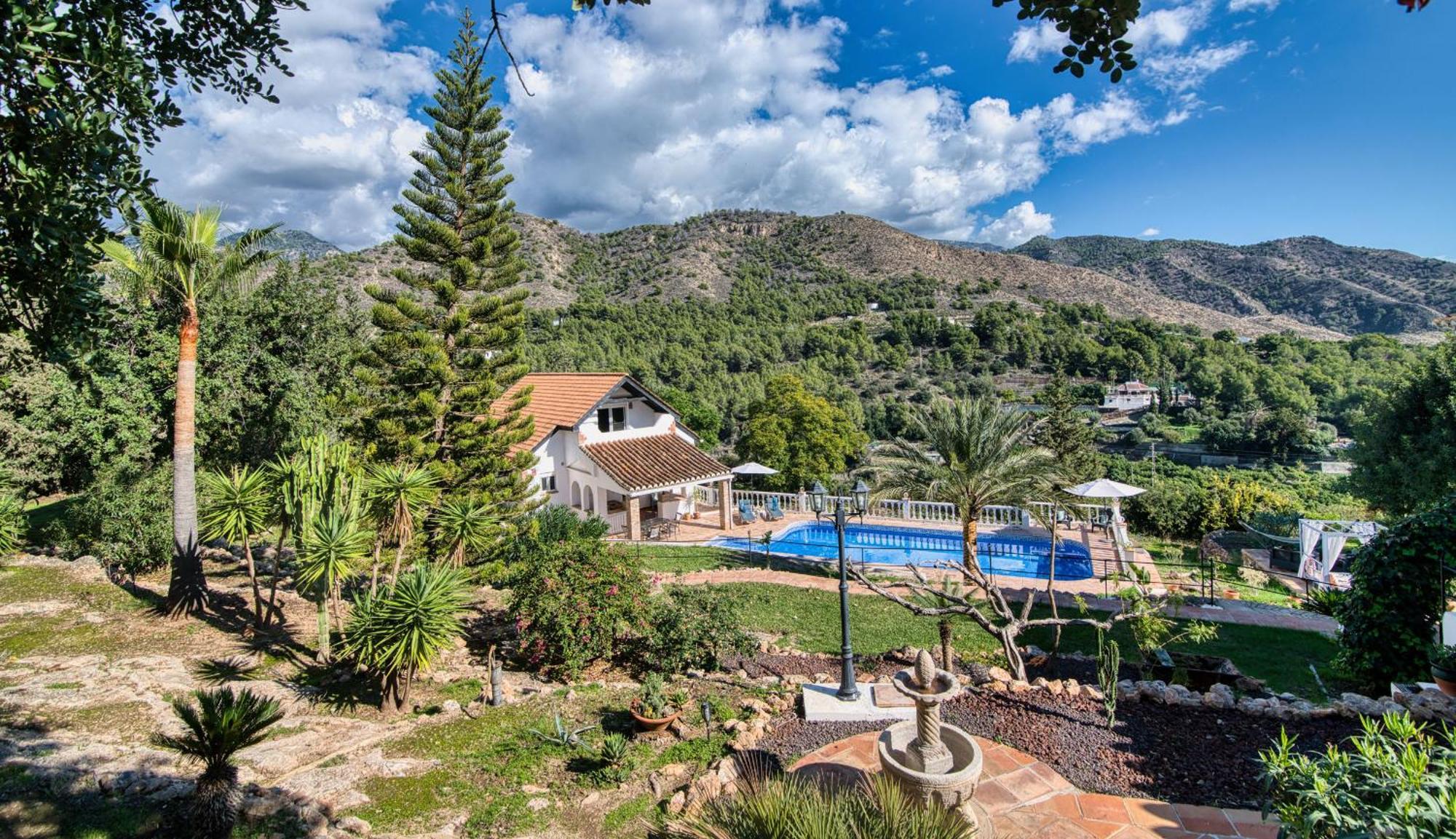 Villa Morera Bed & Breakfast Frigiliana Exterior foto